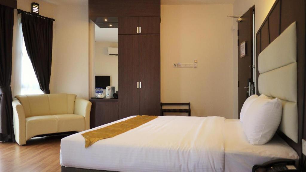 Hotel Grand Baron Taiping Eksteriør billede