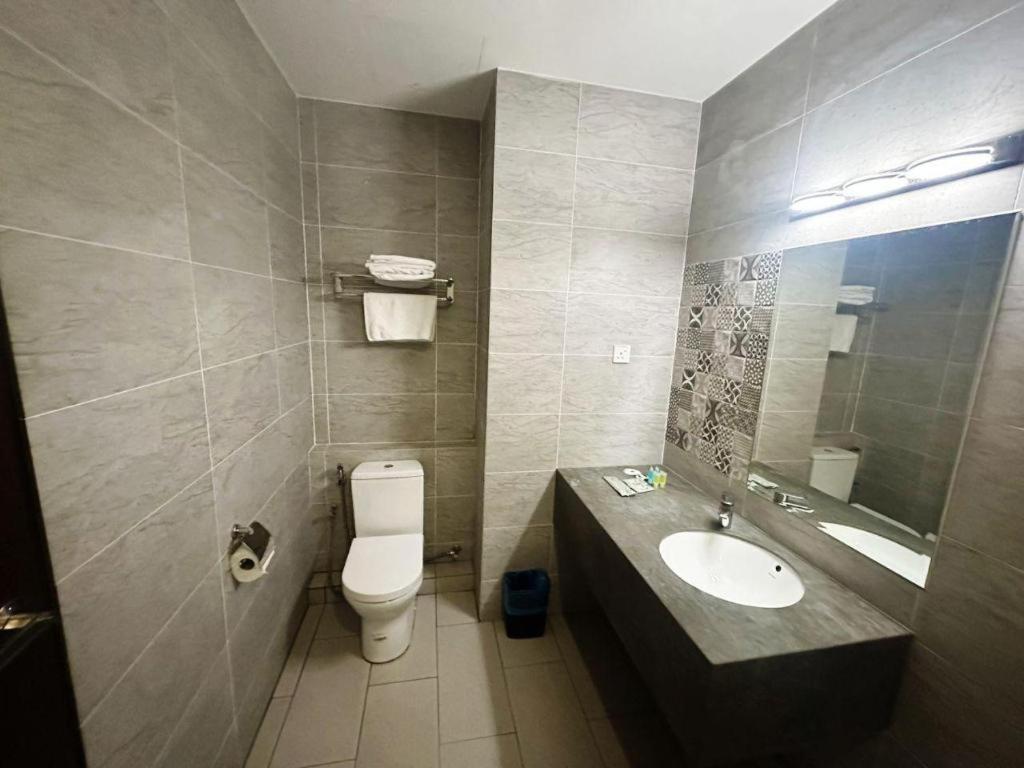 Hotel Grand Baron Taiping Eksteriør billede